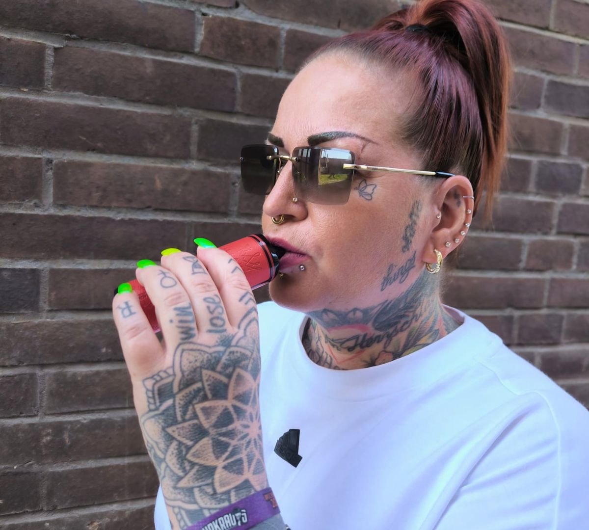 Praxisbeispiel zur Aktivierung einer Vape über mehrere schnelle Züge innerhalb weniger Sekunden.
